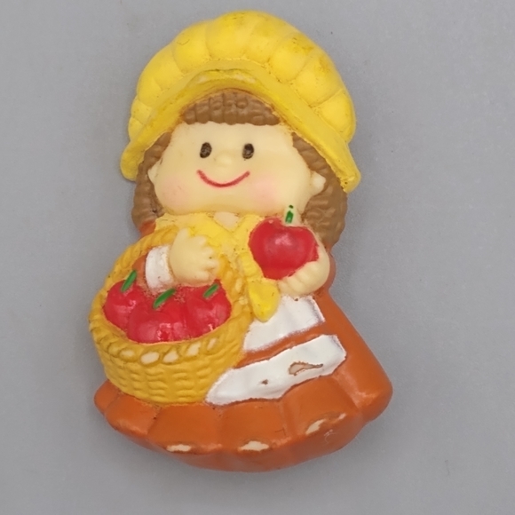 Russ Berrie Pilgrim Girl Thanksgiving Holiday Autumn Fall Brooch Pin Vintage - Picture 11 of 12